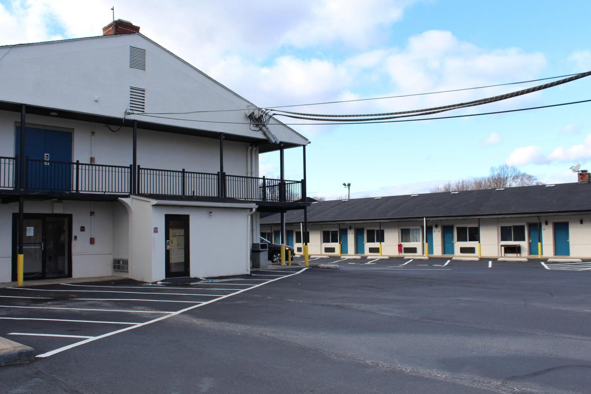 Days Inn By Wyndham Wrightstown Mcguire Afb Bordentown Eksteriør bilde