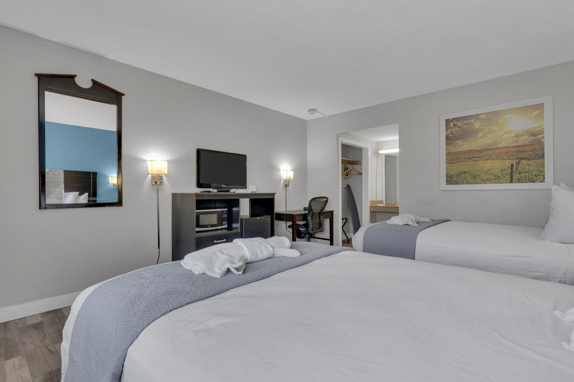 Days Inn By Wyndham Wrightstown Mcguire Afb Bordentown Eksteriør bilde