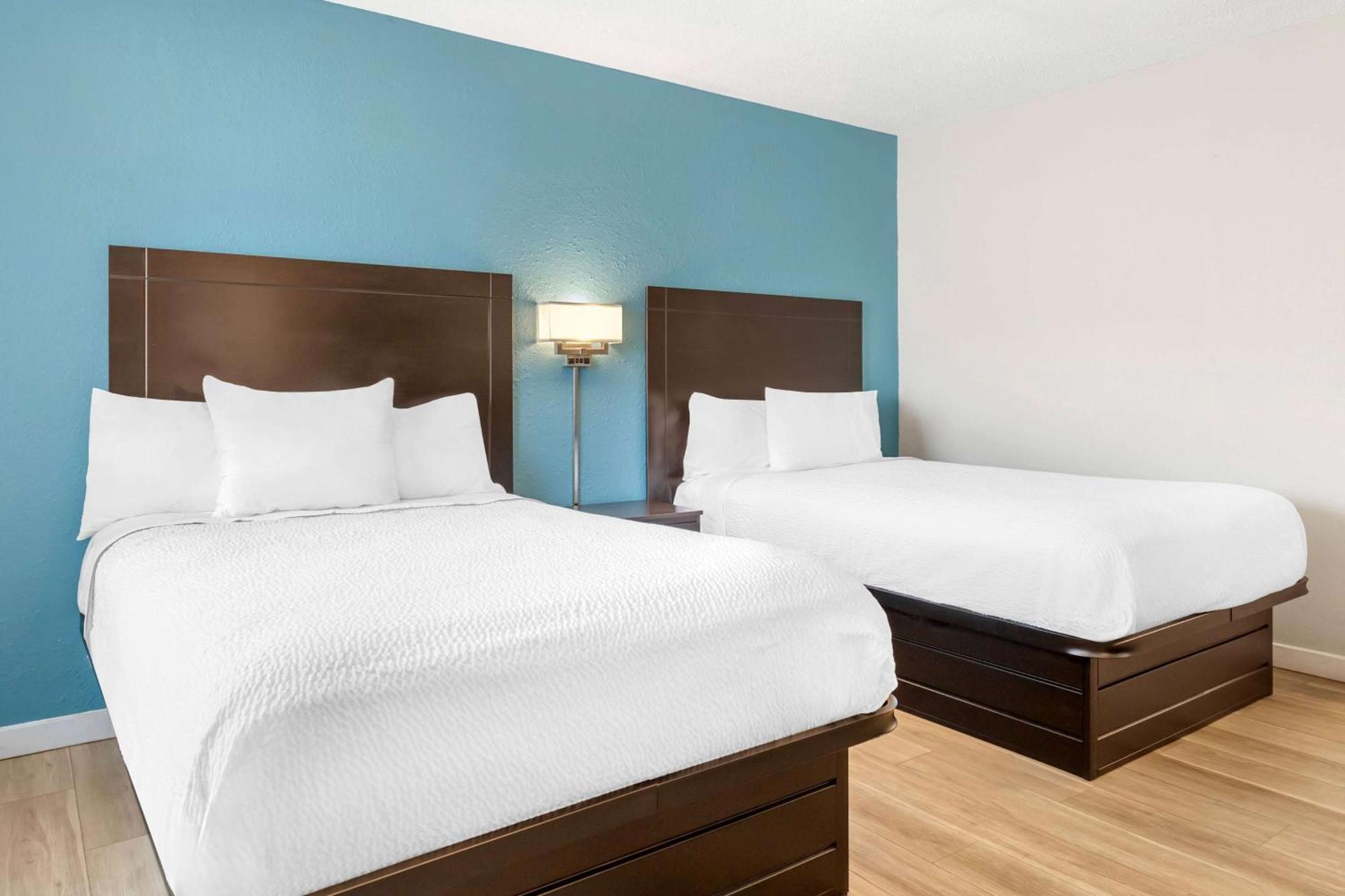 Days Inn By Wyndham Wrightstown Mcguire Afb Bordentown Eksteriør bilde