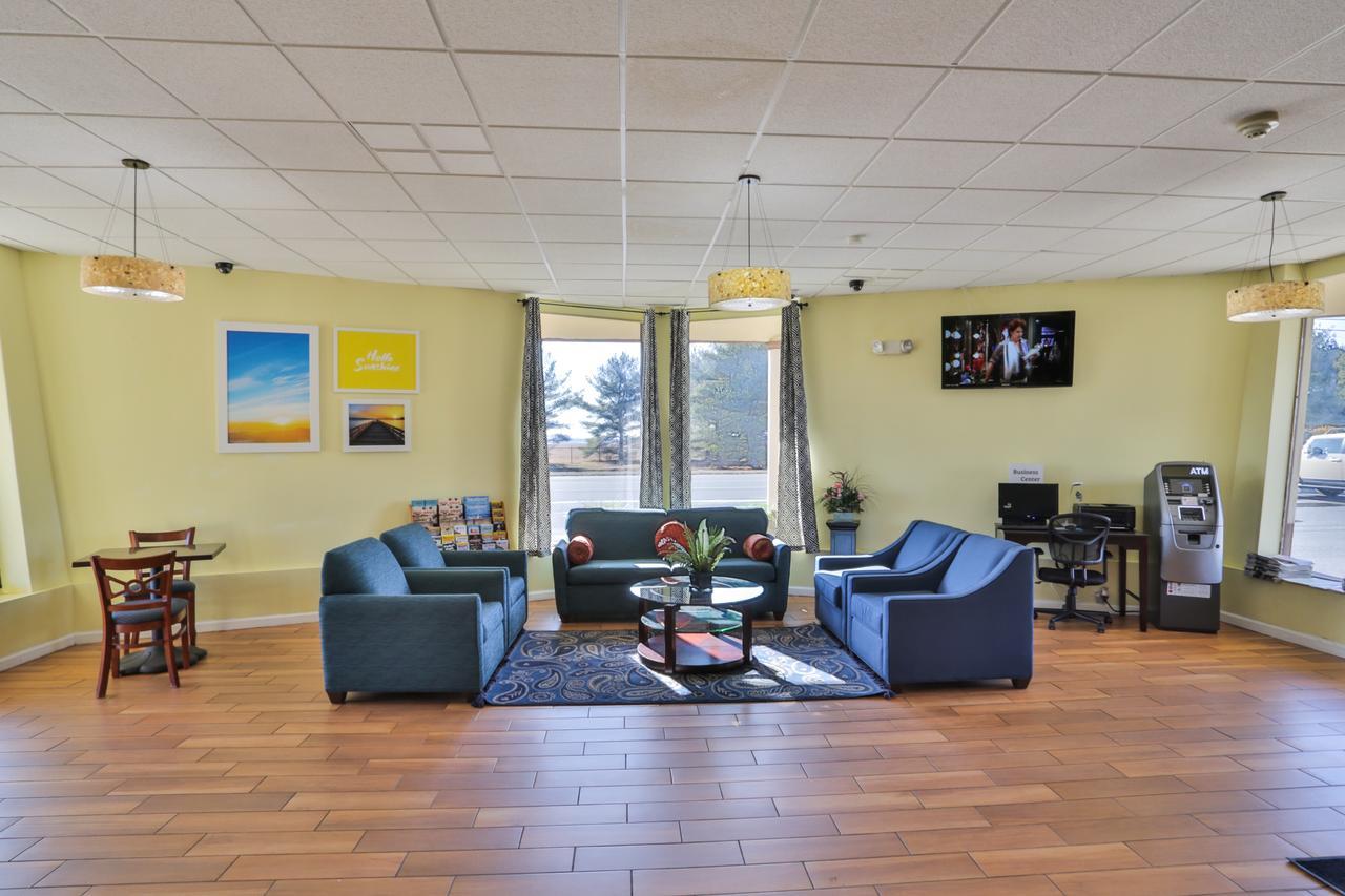 Days Inn By Wyndham Wrightstown Mcguire Afb Bordentown Eksteriør bilde